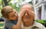 وابستگی کودکان به پدربزرگ و مادربزرگ چه آسیب‌هایی دارد؟